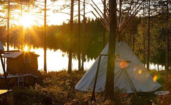 Tentipi lavvo, Farmen Finnsnesskogen
