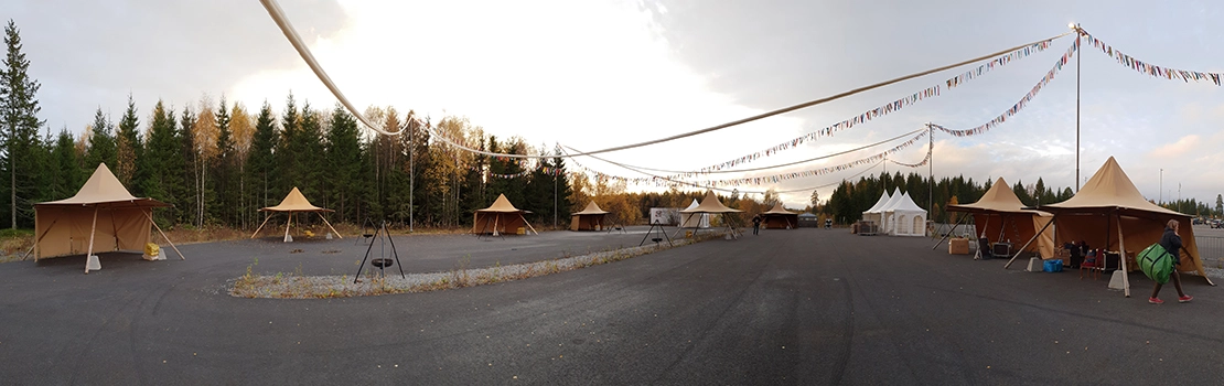 Paviljong til stort matmarked.